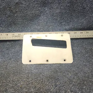 0441024-2 | Cessna C-150J | Landing Gear Fairing Plate, R.H